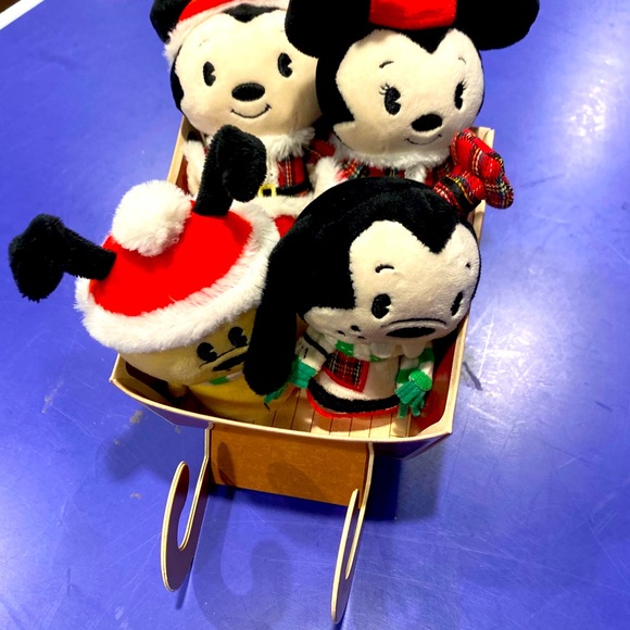 NWT Disney Hallmark itty bitty Mickey & friends